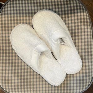 White Pottery Barn Slippers, basically brand new (worn once), Size L (9-10)